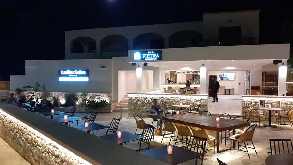 sala-pietra-by-night